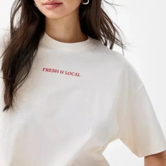 Fresh & Local Fish Market 100% Cotton Oversized Tee - Picture 3 of 3